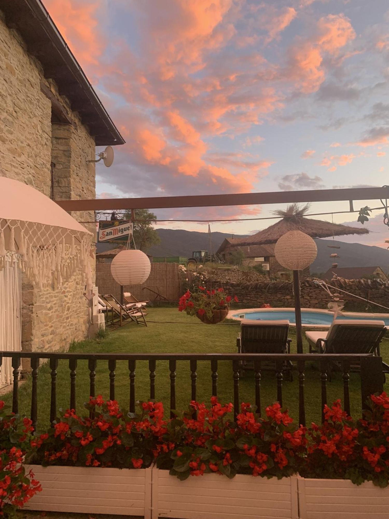 Regalate Paz Villa Estallo Exterior photo